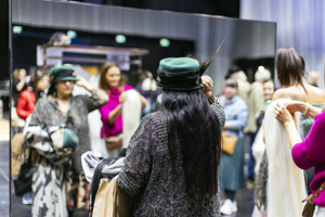 Festspiele Requisitenverkauf 2023 10 13 082