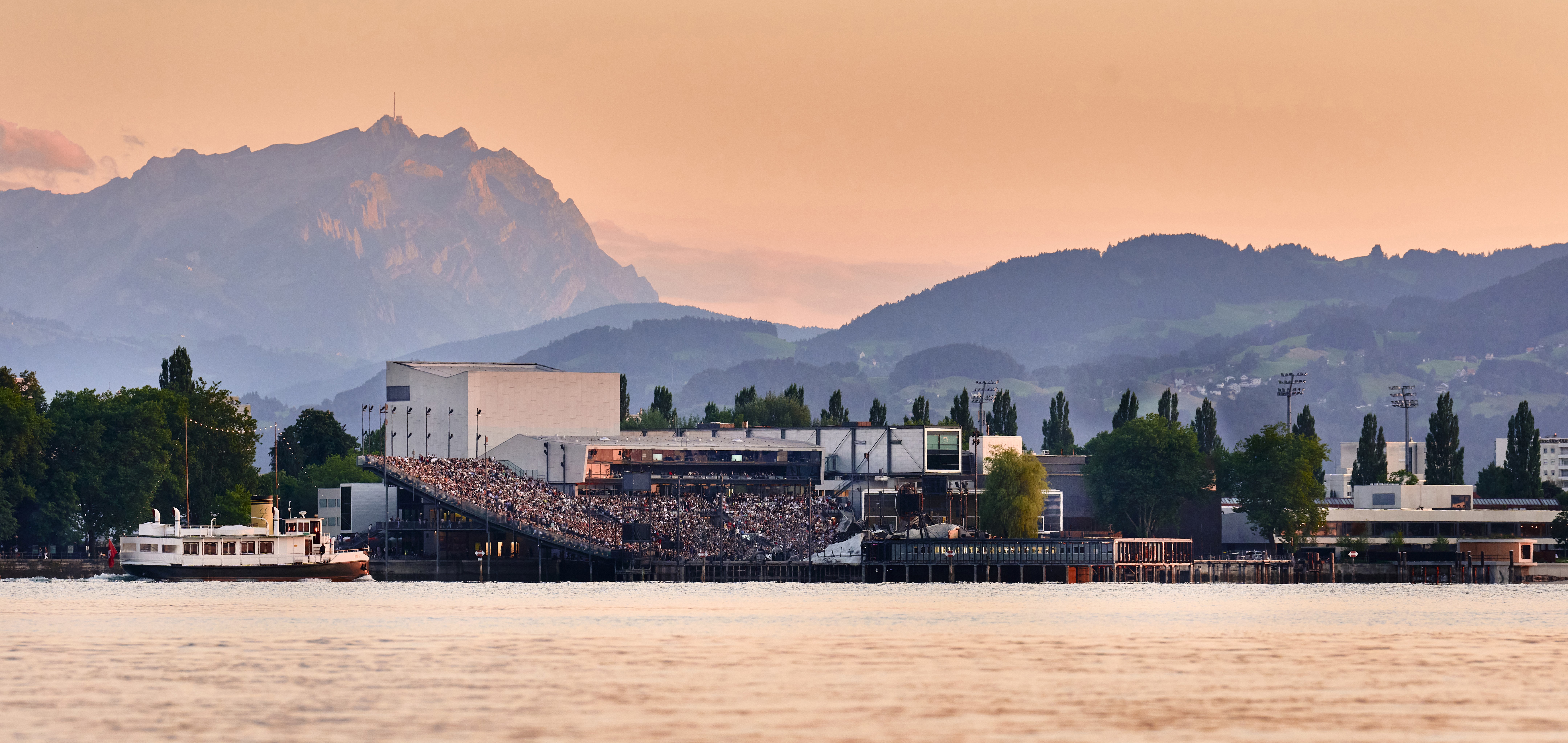 Zugeschnitten Ambiente Tribuene See©Anjakoehler 250013