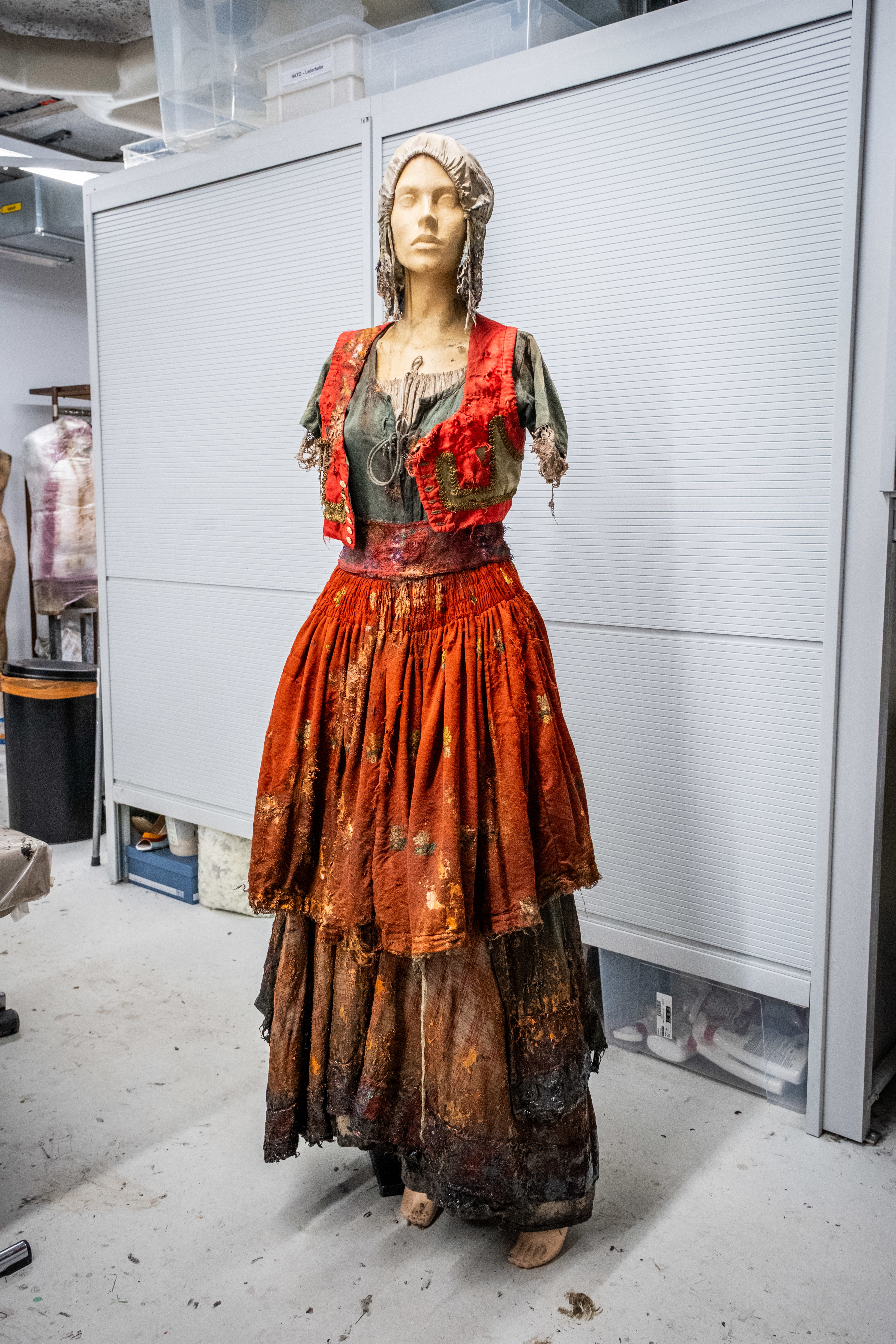 260429 Kunstgewerbe Kostümmalerei Broucek C Kristina Becker 114