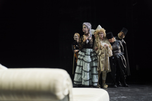 KRANKER Ulrike Greuter Tilman Tuppy Melanie Kretschmann Rosa Enskat Barbara Petritsch Justus Maier(C)Tommy Hetzel BURG