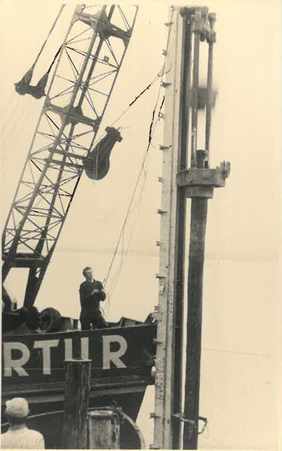 1956 Buehnenaufbau Piloten Setzen (C) Unbekannt