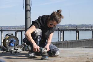 250408 Eisflächen Kratzen C Eva Cerv (3)