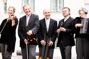 Symphonischesschrammelquintettwien C Julia Wesely