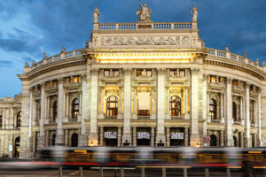 PF-Emo-Burgtheater_1.jpg